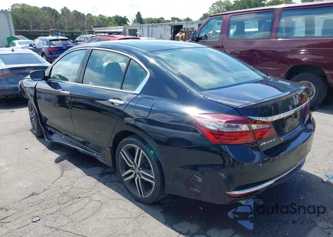 2016 Honda Accord Sport z USA, uszkodzony, nr VIN 1HGCR2F59GA245483